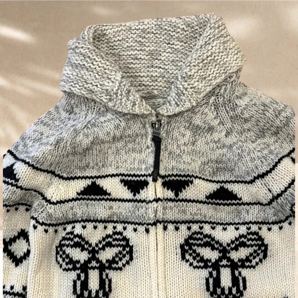 TNA Gray and Black Patterned Women's Cardigan - Picture 3 of 7